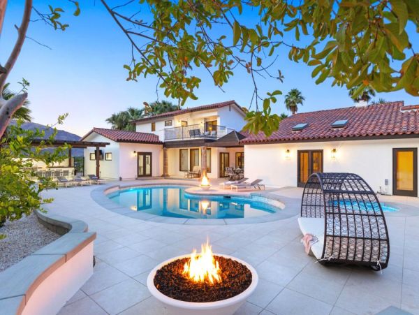 Palm Desert Home 990607