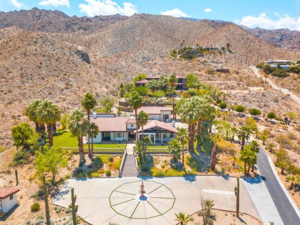 Palm Desert Home 990607