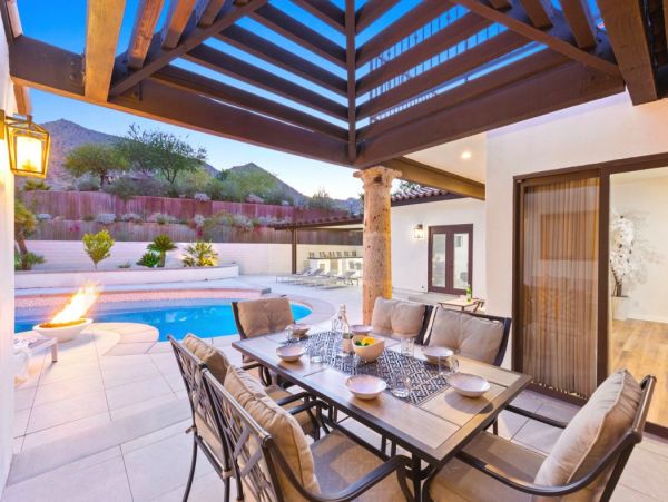 Palm Desert Home 990607