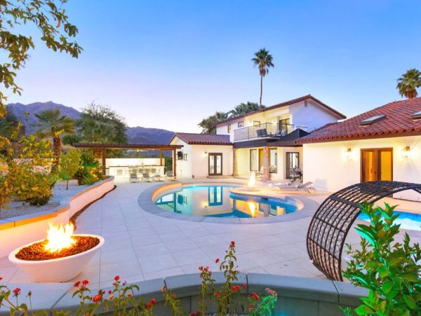 Palm Desert Home 990607