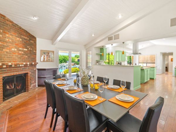 Five Bedroom Pure luxury Estate  Views, Pool Luxury