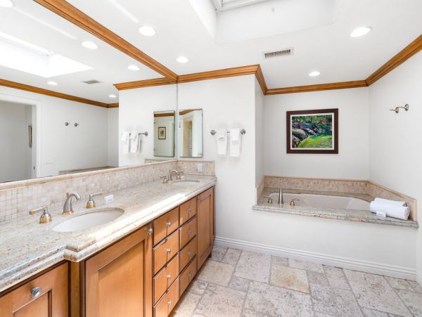 Five Bedroom Pure luxury Estate  Views, Pool Luxury