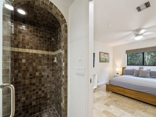 Five Bedroom Pure luxury Estate  Views, Pool Luxury