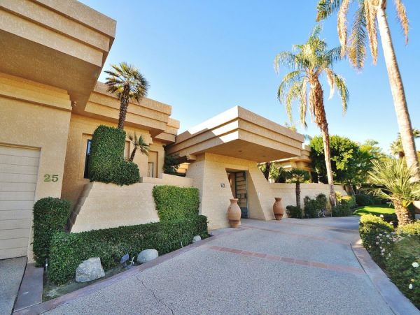 Palm Desert Home 990612