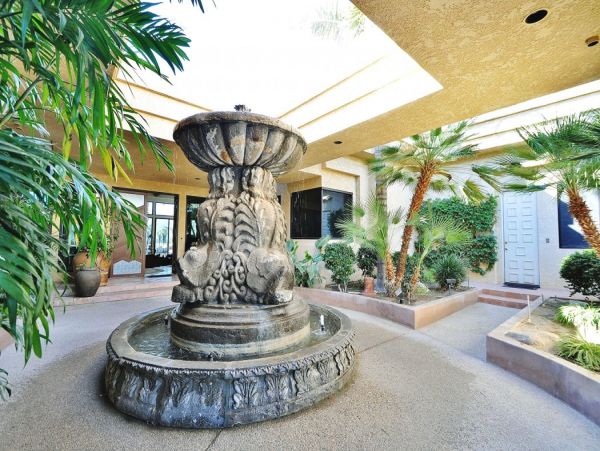 Palm Desert Home 990612