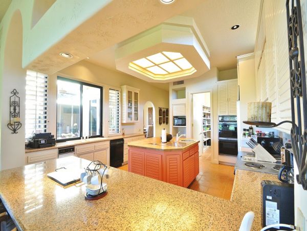 Palm Desert Home 990612