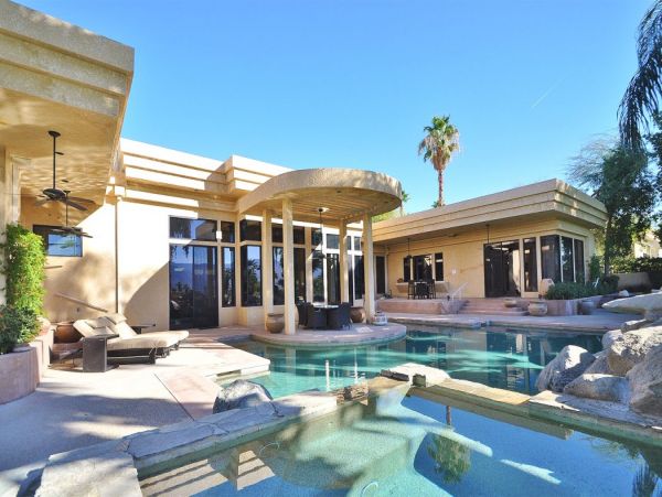 Palm Desert Home 990612