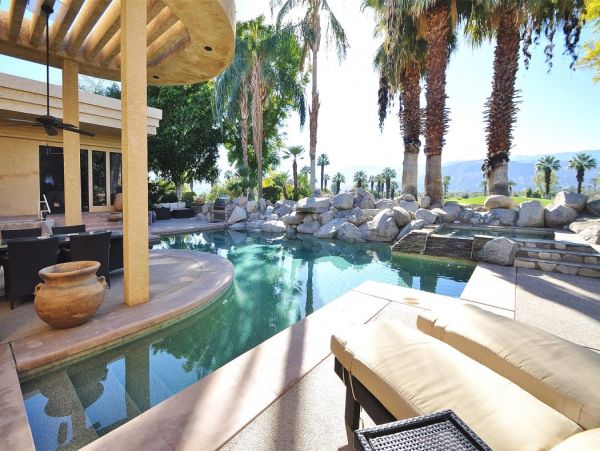 Palm Desert Home 990612