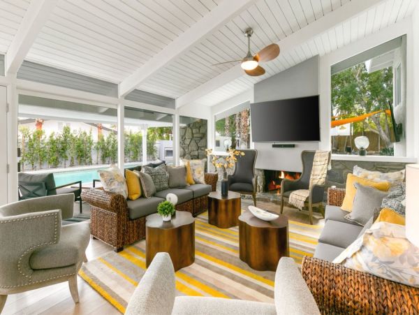 Palm Desert 4 Bedroom Home with Pool & Spa