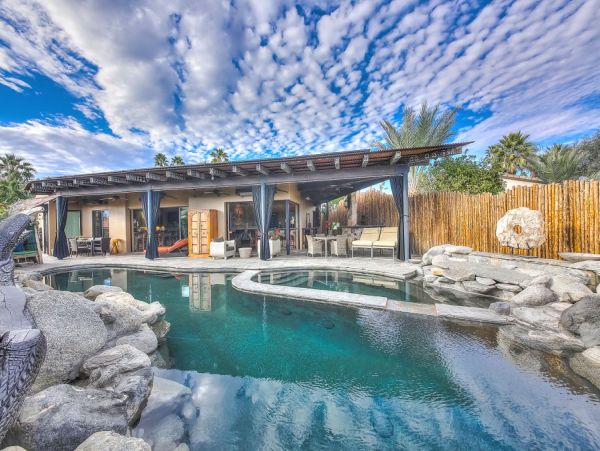 Palm Desert Home 990614