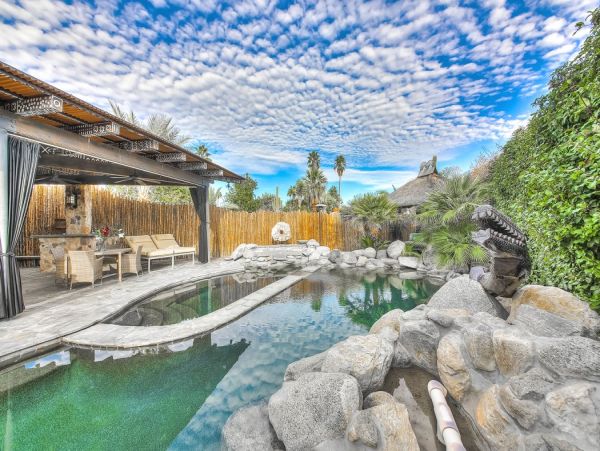 Palm Desert Home 990614