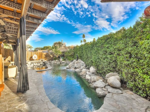 Palm Desert Home 990614