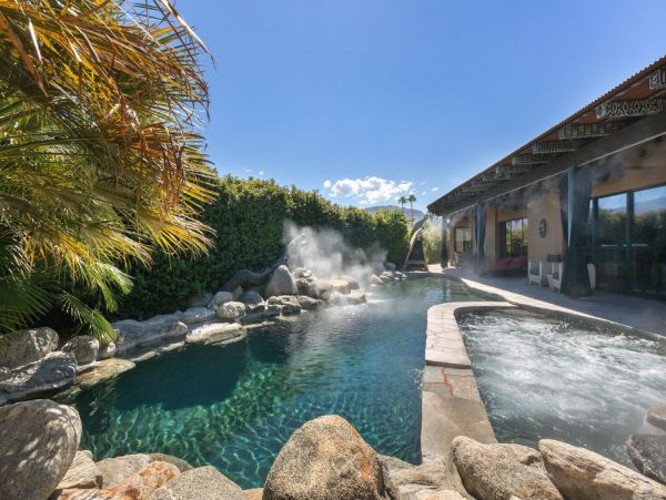 Palm Desert Home 990614