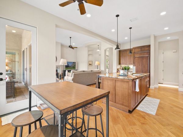 Palm Desert Home 990615