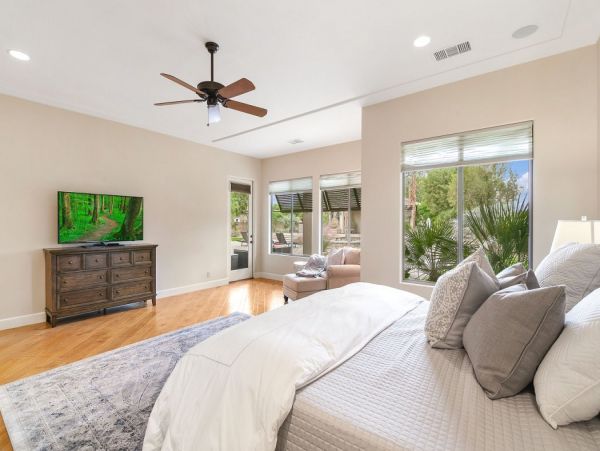 Palm Desert Home 990615