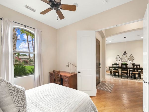 Palm Desert Home 990615