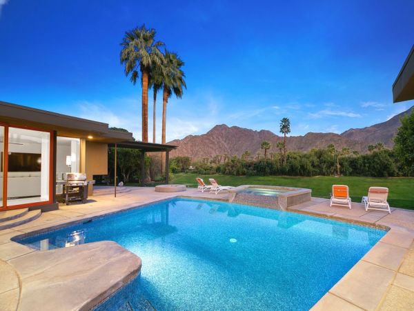 Palm Desert Home 990616