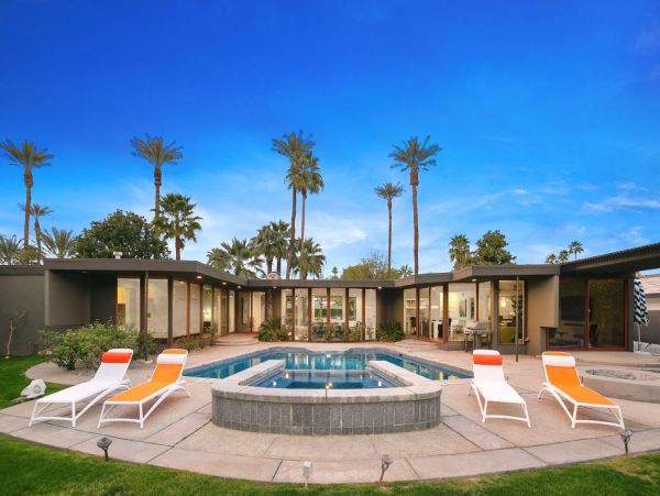 Palm Desert Home 990616