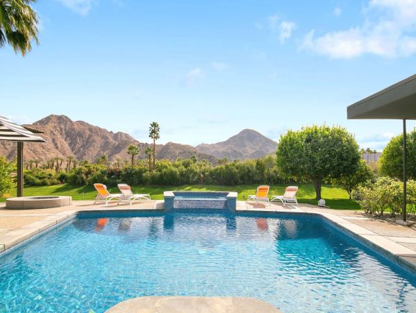 Palm Desert Home 990616