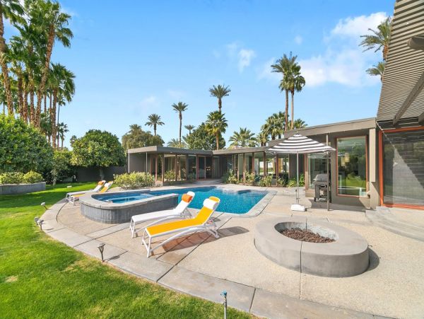 Palm Desert Home 990616
