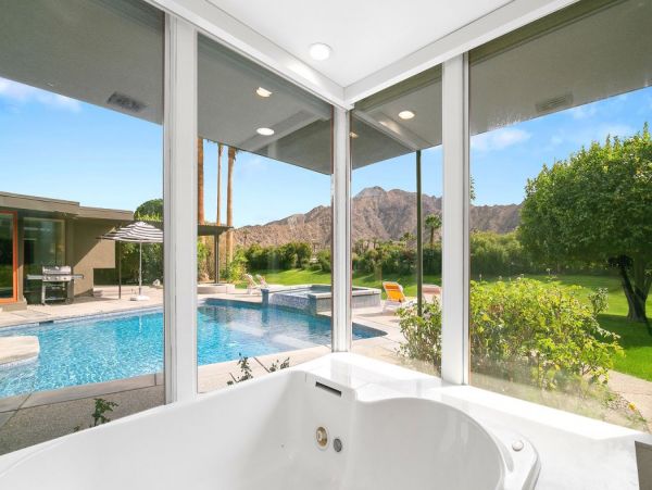 Palm Desert Home 990616