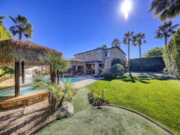 Palm Desert Home 990617