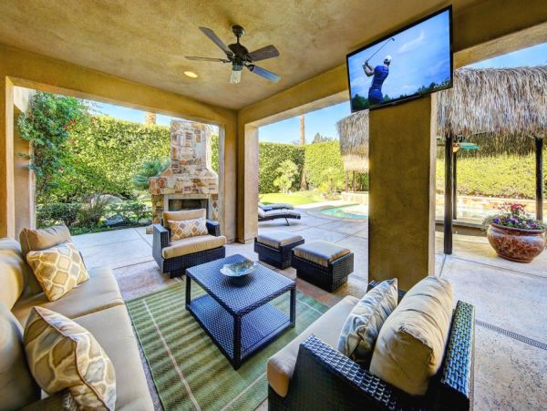 Palm Desert Home 990617