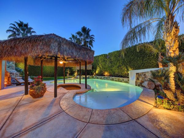 Palm Desert Home 990617