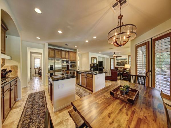 Palm Desert Home 990617