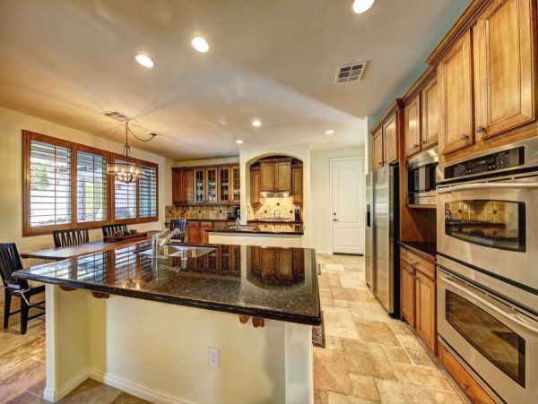 Palm Desert Home 990617
