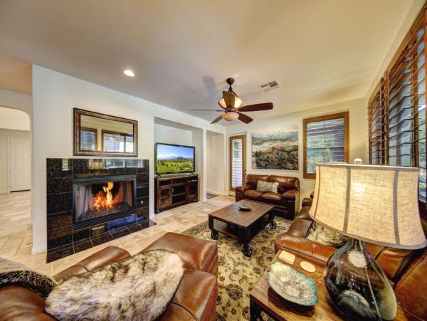 Palm Desert Home 990617