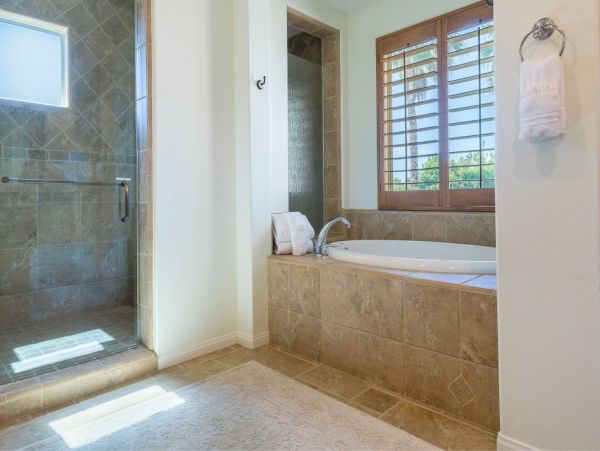 Palm Desert Home 990617
