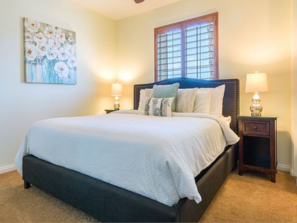 Palm Desert Home 990617