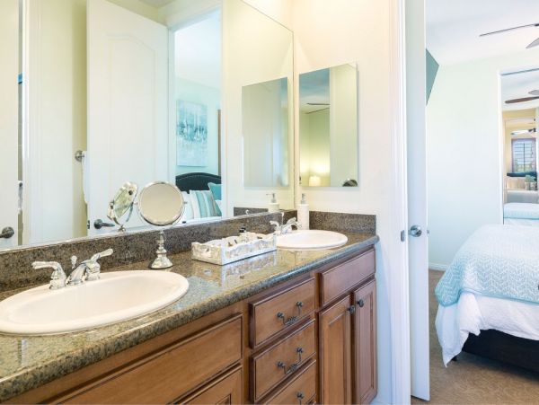 Palm Desert Home 990617