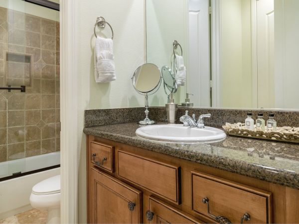 Palm Desert Home 990617