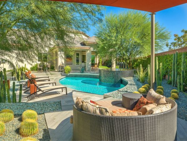 Gorgeous 4 Bedroom Home in Palm Desert