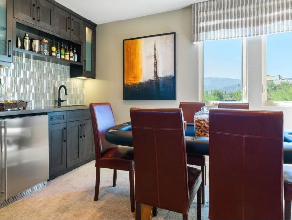 Gorgeous 4 Bedroom Home in Palm Desert