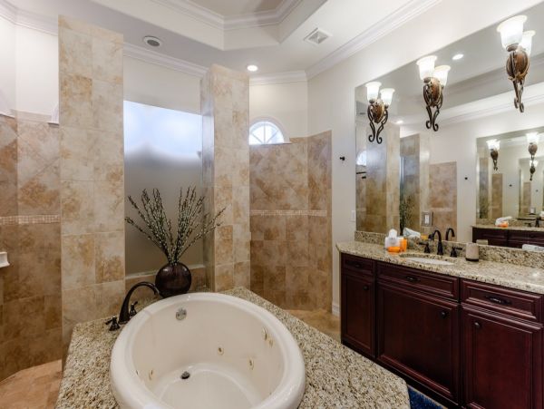 Vacation Home Rental on Marco Island With Pool & Boat Dock