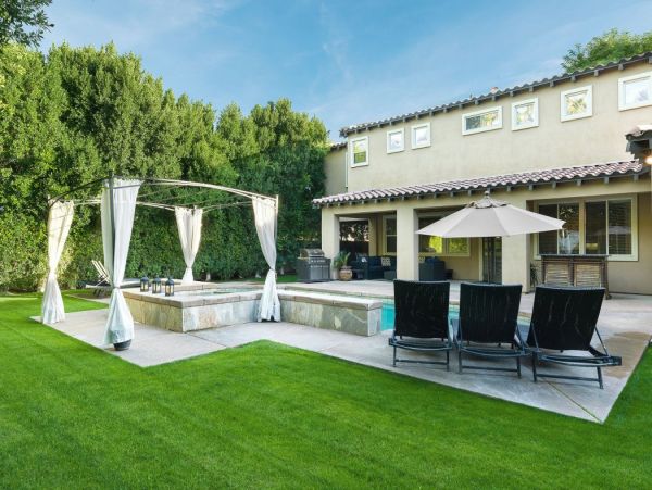 Palm Desert Home 990620