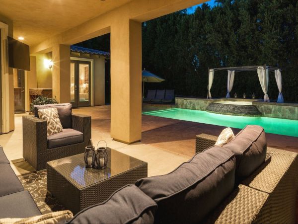 Palm Desert Home 990620