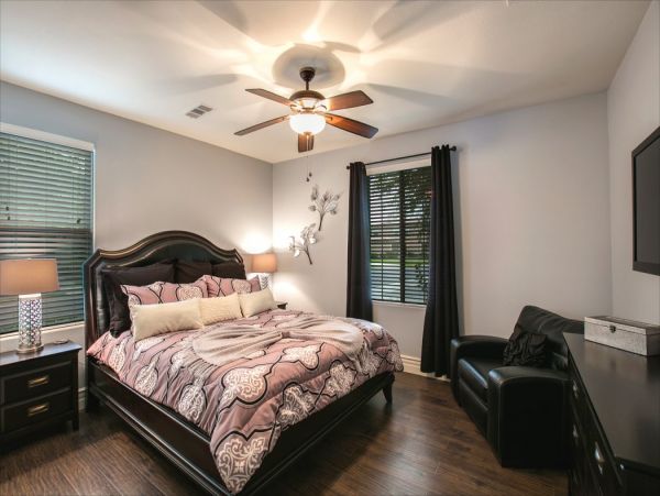 Palm Desert Home 990620