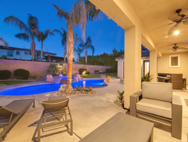 Palm Desert Home 990621