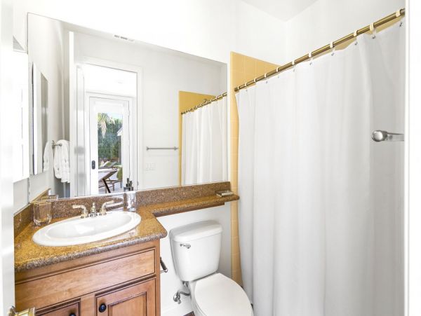 Palm Desert Home 990621