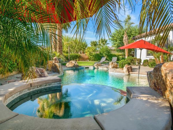 Palm Desert Home 990622