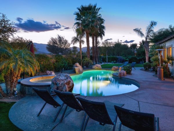 Palm Desert Home 990622