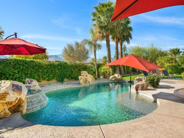 Palm Desert Home 990622