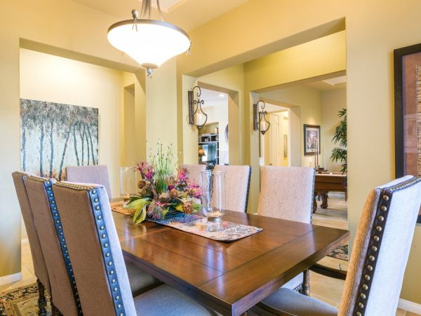 Palm Desert Home 990622