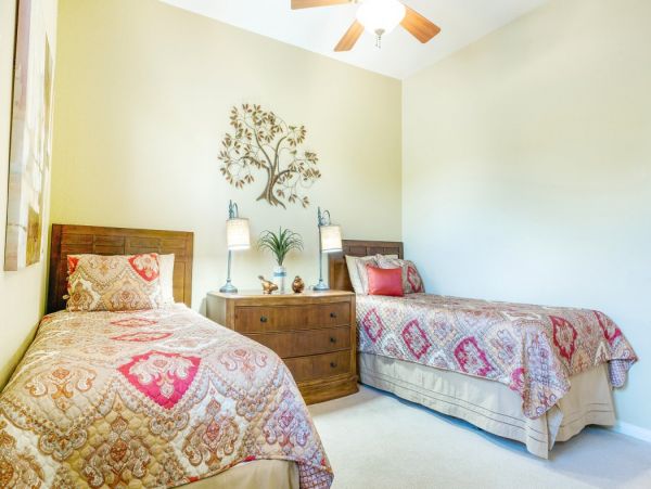 Palm Desert Home 990622