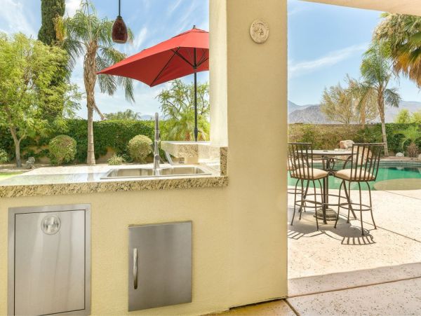 Palm Desert Home 990622