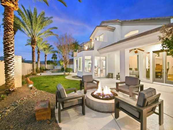 Palm Desert Home 990623